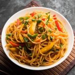Mie panjang umur, khas Imlek