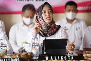 Bayar Pajak, Pakai Sampah, Mojokerto
