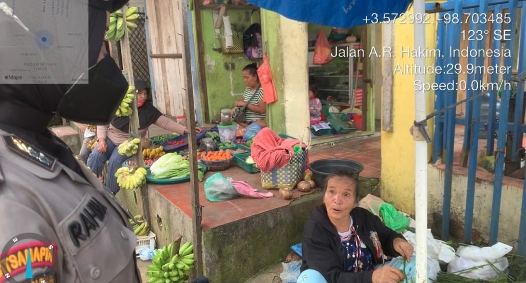 Polwan Polda Sumut Kembali Blusukan Pasar