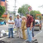 Pastikan Kwalitas, Komisi II DPRD Kota Mojokerto Sidak Jalan Empunala