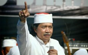 Viral! Sebut Jokowi Firaun, Cak Nun Dicemooh Seluruh Indonesia