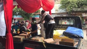 Tekan Harga Bapok, DiskopUKMPerindag Kota Mojokerto Gelar Operasi Pasar