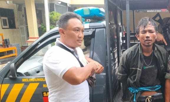 Maling bobol rumah TNI, Berita Blitar