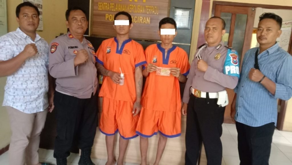 Asyik Nyabu, Dua Pemuda di Lamongan Digerebek Polisi