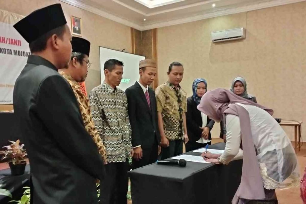 6 PKD di Kecamatan Magersari Resmi Dilantik Bawaslu Kota Mojokerto