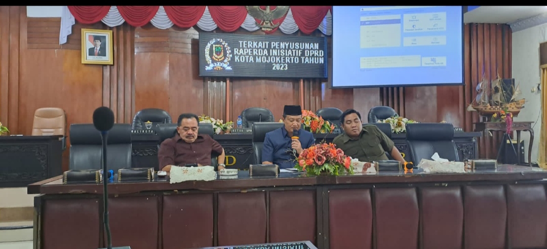 Raperda, DPRD Kota Mojokerto