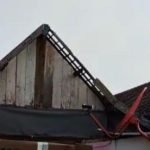 Angin kencang, Rumah Porak-poranda