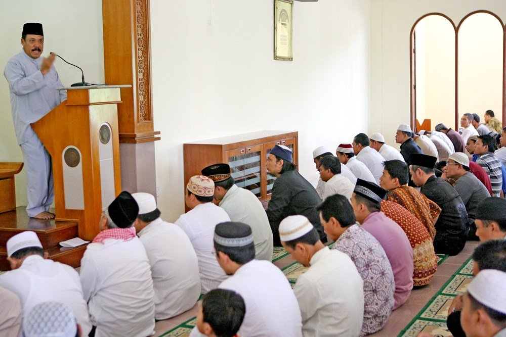 Shalat Jumat, Amalan Sunnah