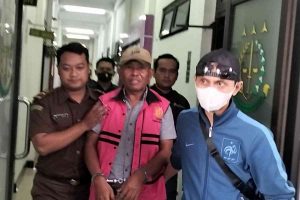 Berkas Dinyatakan Lengkap, Kades Lolawang Segera Diadili di PN Tipikor Surabaya 