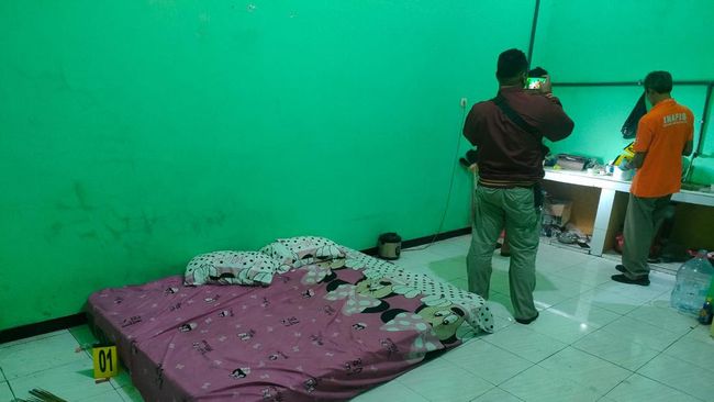 Wanita open BO, Tewas diracun, berita Mojokerto