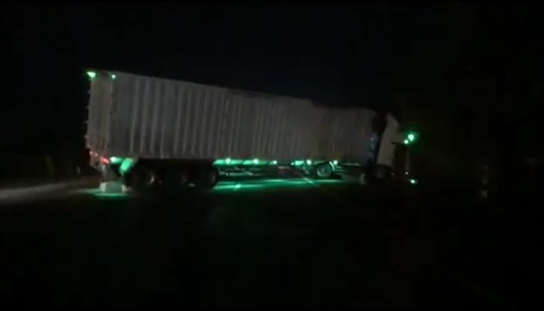 Kecelakaan di Jombang, Truk Tabrak pohon, Jalan nasional