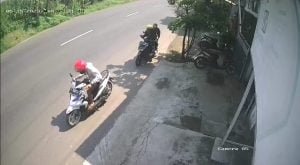 Motor Siswi Pakerin Mojokerto Digasak Maling, Pelaku Hanya Butuh Waktu 30 Detik