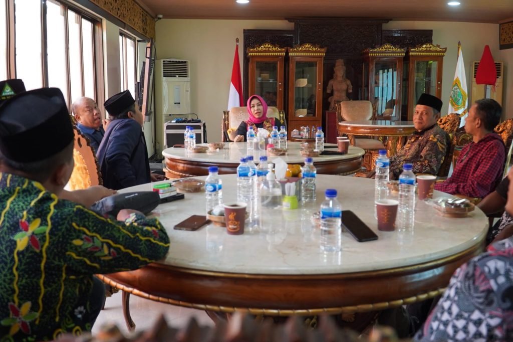 Tawarkan Gerakan Intelektual, IKA PMII Sambangi Walikota Mojokerto