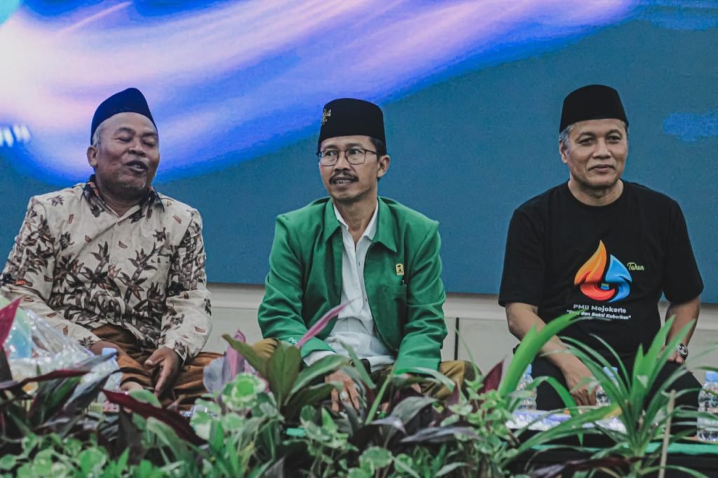 Meriah, Malam Puncak Halalbihalal 25 Tahun PMII Mojokerto