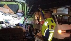 Empat Kendaraan Kecelakaan Karambol di Jombang, 1 Orang Dilarikan ke RS
