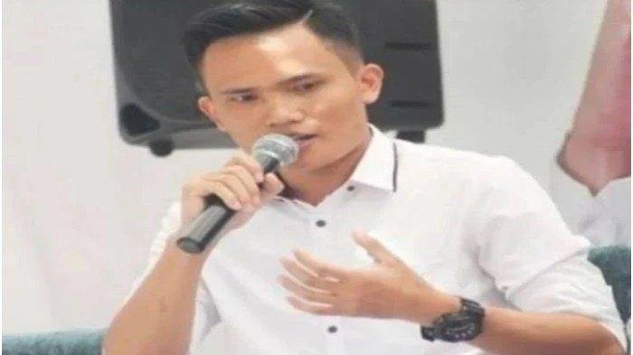 Jhon Sitorus, Staycation cikarang, Tidur bareng atasan