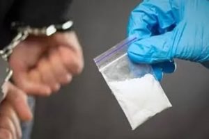 Nyambi Edarkan Sabu, Sopir Travel di Situbondo Dibekuk Polisi