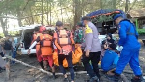 Tragis! Remaja Asal Mojokerto Tewas Tenggelam di Pantai Serang, Blitar