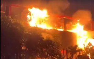 Mal Malang Plza Kebakaran, Ratusan Kios Ludes Diamuk si Jago Merah