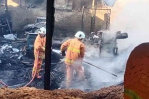 Pabrik Arang di Mojokerto Hangus Terbakar