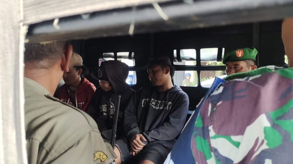 Bikin Onar di Kediri, Belasan Anak Jalanan dan Manusia Silver Diamankan