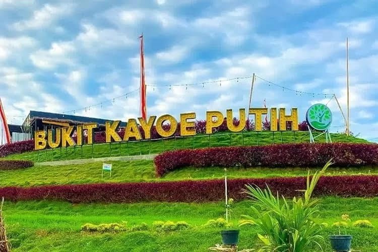 Wisata Mojokerto, Wisata Bukit Kayoe Putih