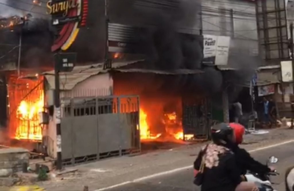 Gudang Sembako di Lamongan Kebakaran, Kerugian Capai Miliaran Rupiah