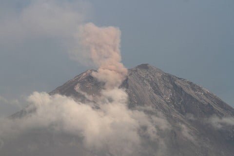 Gunung Semeru, Erupsi