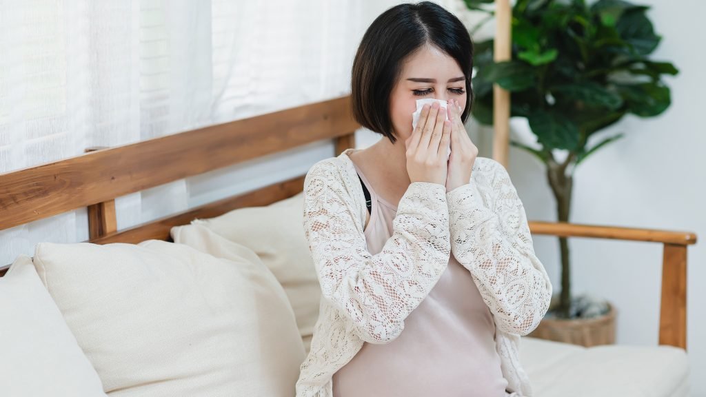 Tanpa Obat, Ini 5 Cara Alami Meredakan Batuk Dalam Sekejap