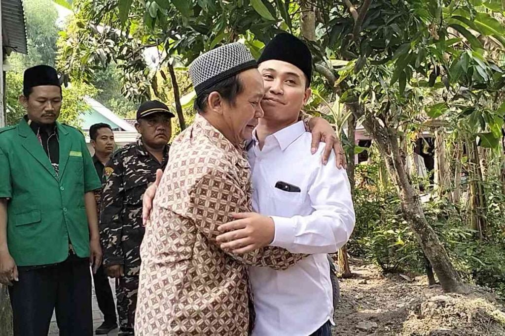 Takziah ke Rumah Korban, Gus Barra Siap Kawal Proses Hukum Pembunuhan Siswi SMP