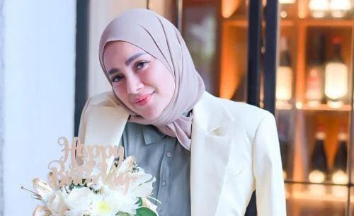 Olla Ramlan, Janda