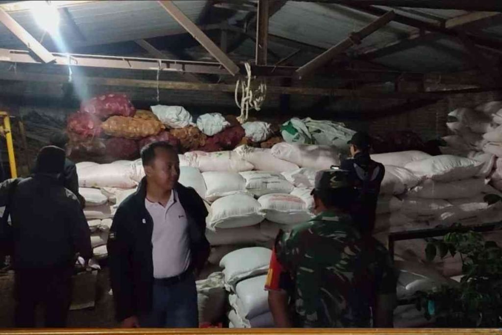 9 Ton Pupuk Bersubsidi Diduga Ditimbun di Gudang Mojokerto