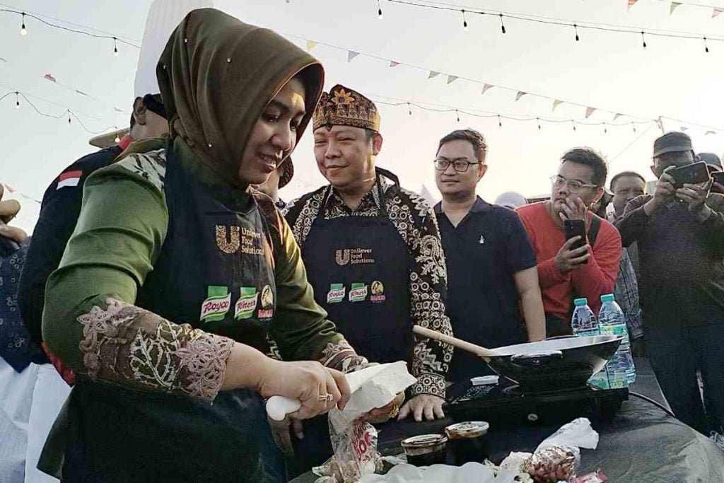 Angkat Kuliner Tradisional, Ning Ita Gelar Festival Tahu Tek