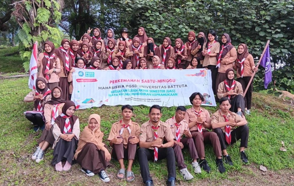 Kegiatan Perdana Persami Pramuka Pendidikan Guru Sekolah Dasar (PGSD) Universitas Battuta 