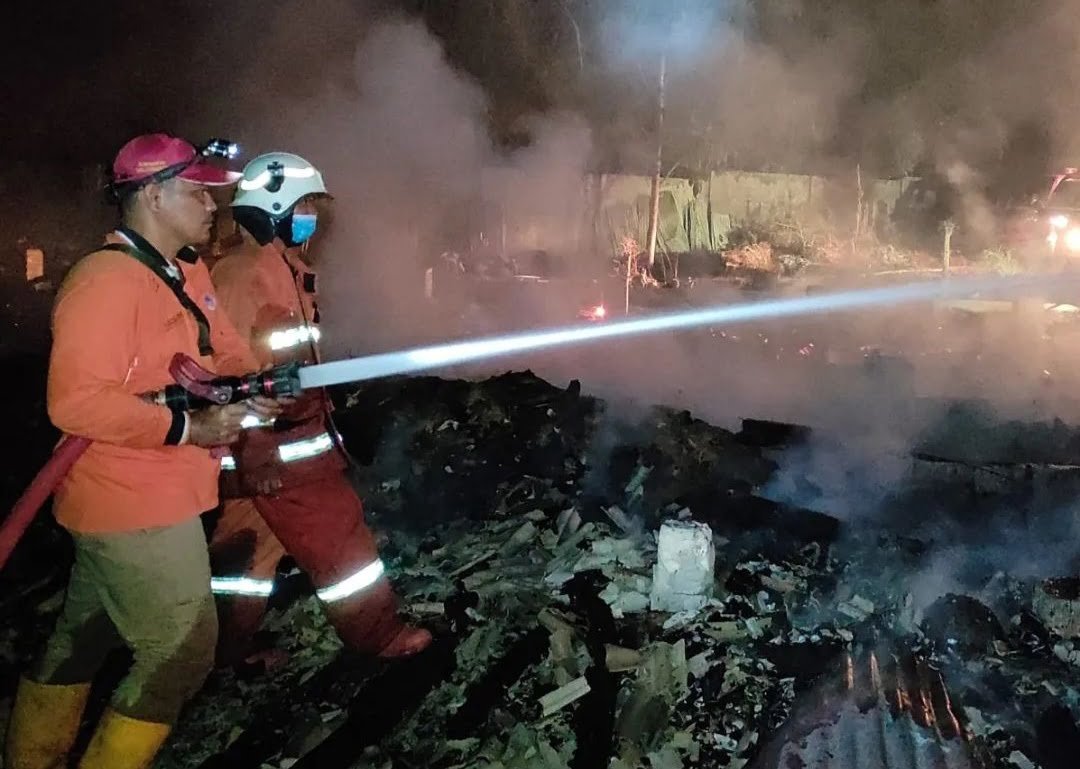 Kandang ayam kebakaran, Berita kebakaran