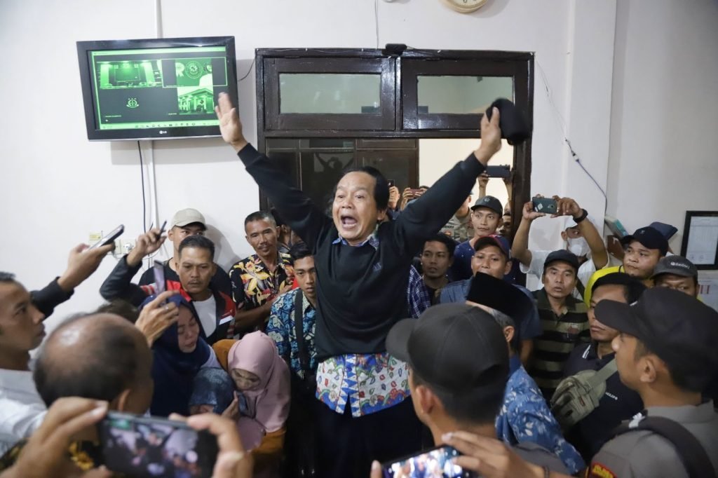 Sidang Putusan Kasus Pembunuhan Siswi SMP di Mojokerto Diwarnai Kericuhan