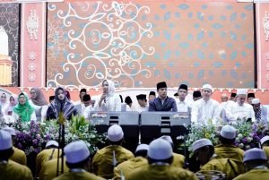 Datangkan Gus Kautsar, Tabligh Akbar Pemkot Mojokerto Diserbu Ribuan Masyarakat