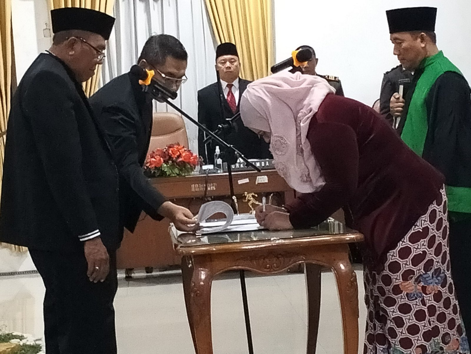 Silvia, DPRD Kota Mojokerto 
