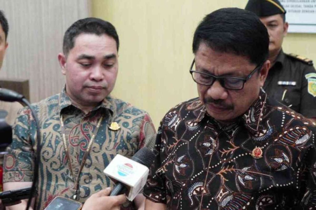 Giliran Sekda Pasbar Diperiksa Kejati Sumbar Dugaan Korupsi Sewa TKD Kebun Sawit 