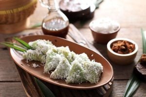 Resep Lupis Ketan, Jajanan Tradisional yang Manis dan Legit
