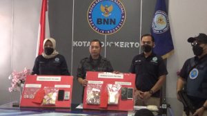 Dua Pengedar Narkoba Antar Kota di Jawa Timur Dibekuk di Mojokerto