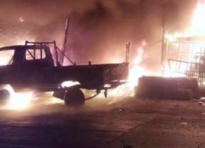 Gudang Toko Bangunan di Probolinggo Ludes Terbakar, Dua Pikup Ikut Hangus Terpanggang