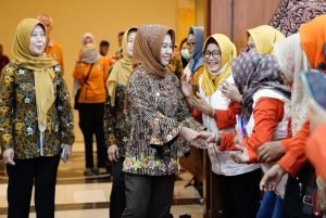 Didepan Ribuan Kader Motivator, Pesan Ning Ita Kader Harus Miliki Keikhlasan Hati