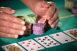 Bisa Merusak Kesehatan Mental, Ini 9 Gejala Kecanduan Judi yang Perlu Diwaspadai