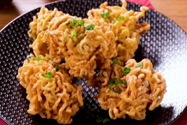 Mie goreng telur kriuk, Kuliner