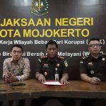 tersangka, Direktur Utama, BPRS Kota Mojokerto