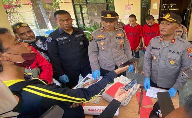 Begal sadis, Bacok Bapak-bapak