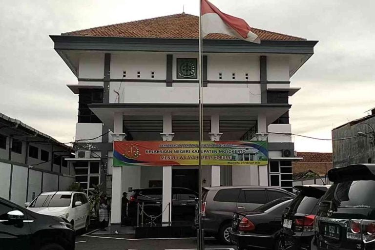 Kejari Kabupaten Mojokerto, Korupsi BK Desa Sadar Tengah