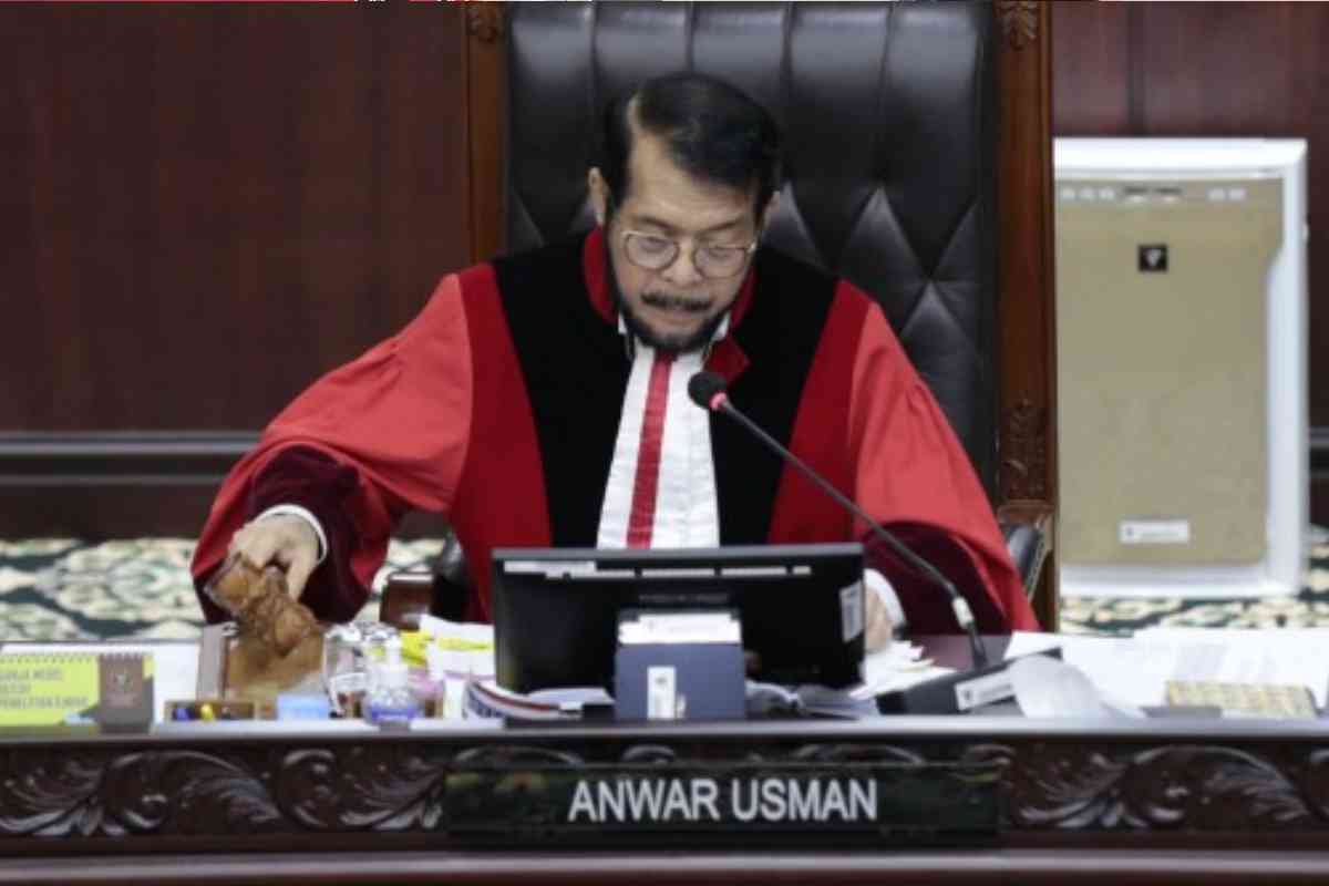 MK, Pilpres, 40 Tahun