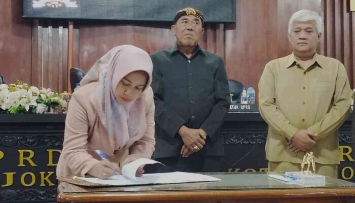 Dok! APBD Kota Mojokerto Tahun 2024 Telah Disetujui